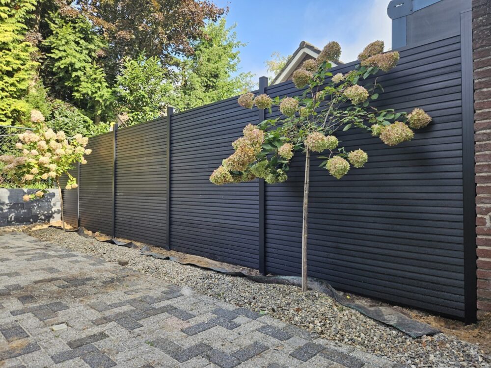 Black Rhombus zijaanzicht